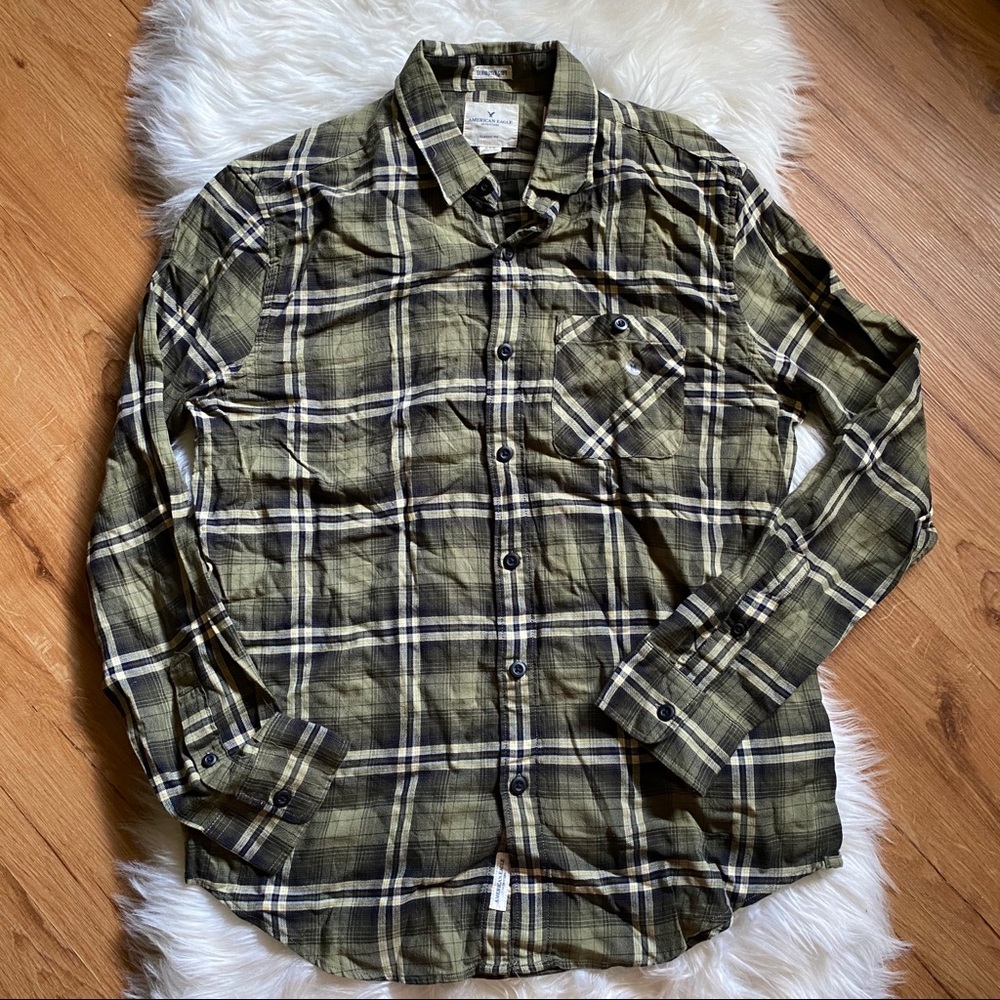 🆕 AMERICAN EAGLE GREEN PLAID LONG SLEEVE TOP